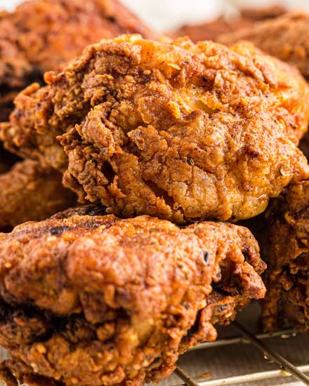 This Classic Buttermilk Fried Chicken recipe is incredibly flavorful and juicy, from a hot sauce/buttermilk marinade and a seasoned flour dredge.  Soon to be your family's new favorite chicken recipe! #chicken #fried #buttermilk #friedchicken #southern #chickenrecipes #dinner