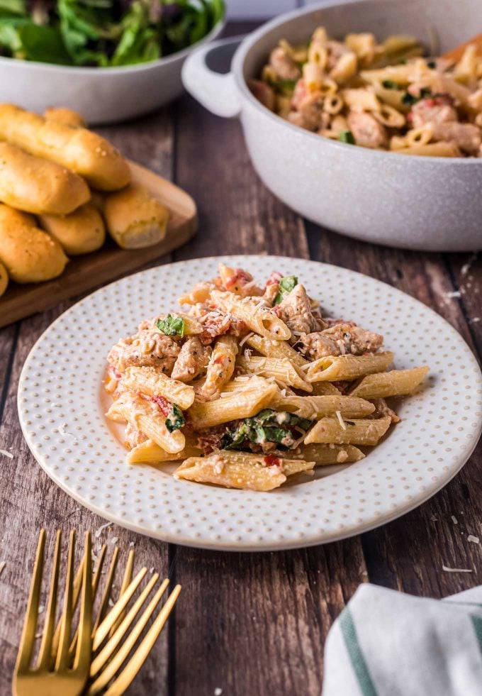 chicken pasta on white plate