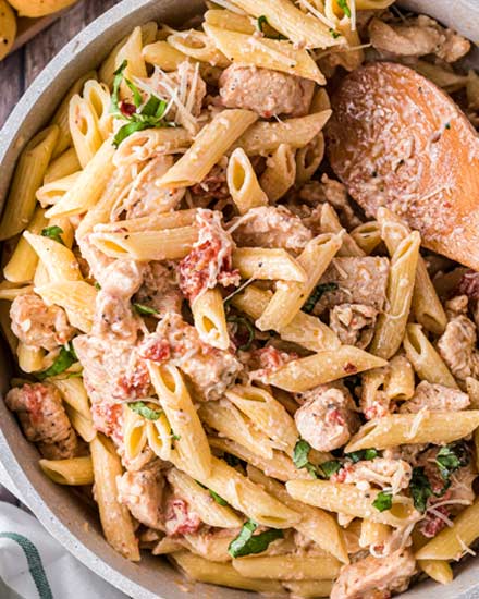 Creamy Sun Dried Tomato Chicken Pasta - The Chunky Chef