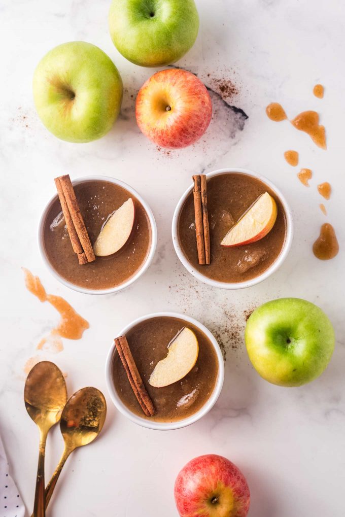 This Instant Pot Applesauce recipe laced with cinnamon and brown sugar, and makes for a fantastic kid-friendly recipe. Just 6 ingredients needed, so you can make this homemade treat over and over again. #applesauce #apples #instantpot #pressurecooker #snack #homemade #fall