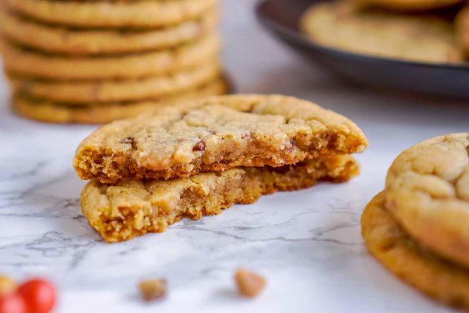 Cookie broken in half to show interior