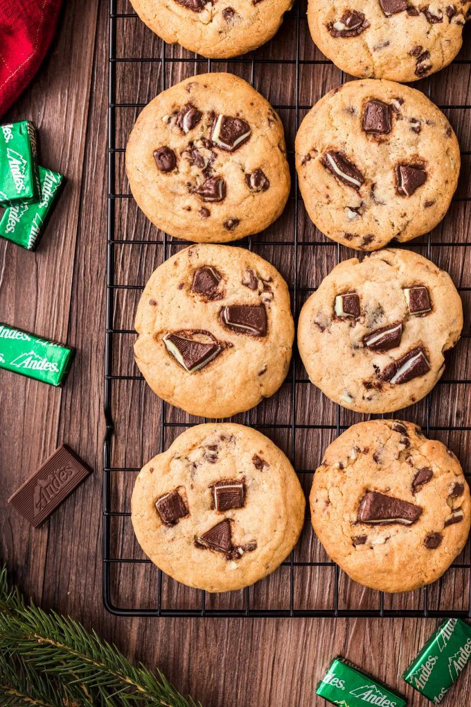 andes mint cookies on cooling rack