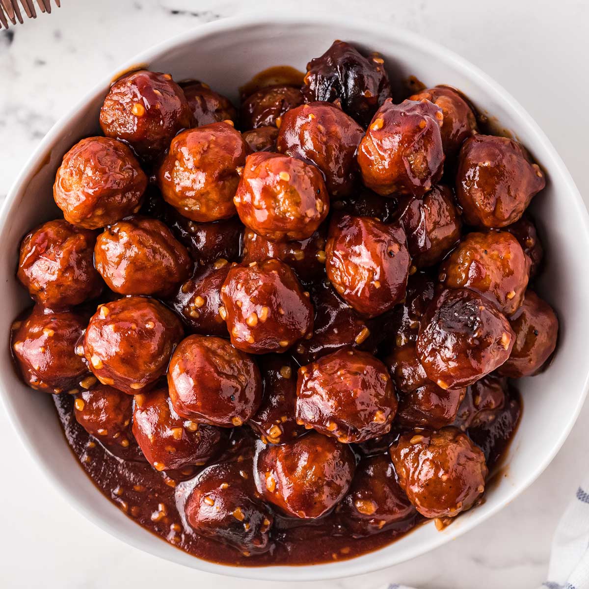 Honey Garlic Crockpot Meatballs - The Chunky Chef