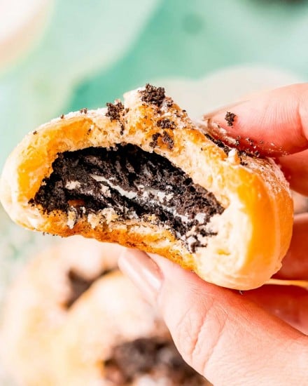 With just 2 base ingredients (plus a totally optional ingredient or two), these baked "fried" Oreos are an easier (and much less oily) version of your favorite fair food!  This amazing dessert is sure to be a family favorite! #oreo #fried #baked #fairfood #dessert #dessertrecipe