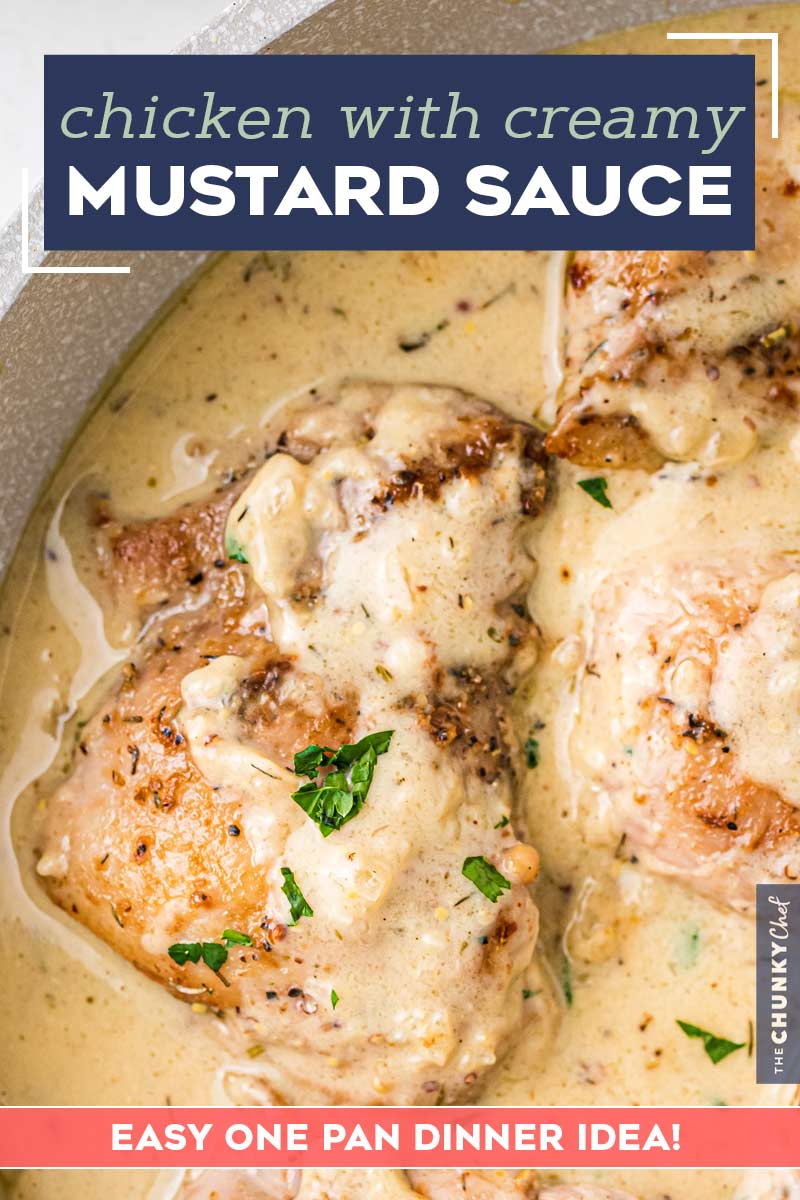 cuisses de poulet avec sauce moutarde dans une poêle