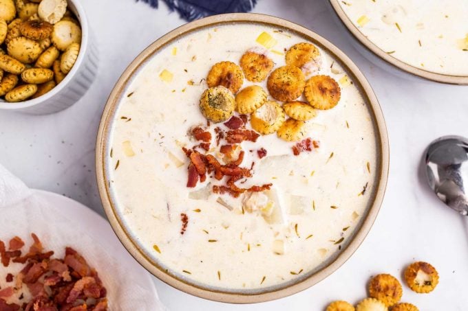 using flavored oyster crackers in a soup