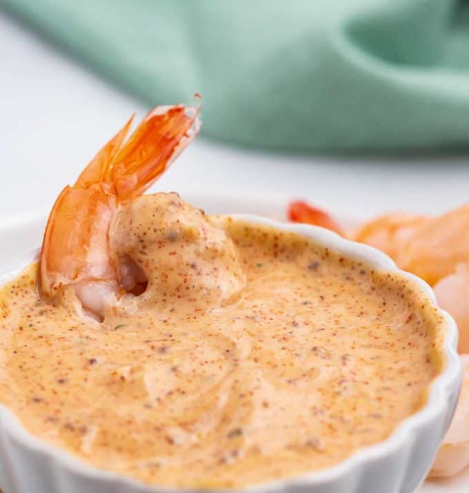 This Cajun-Style Remoulade Sauce is a creamy and ultra flavorful sauce with a glorious kick of spicy Cajun flavors.  Perfect for crab cakes, shrimp, fries, fried pickles and more! #remoulade #sauce #cajun #creole #seafood