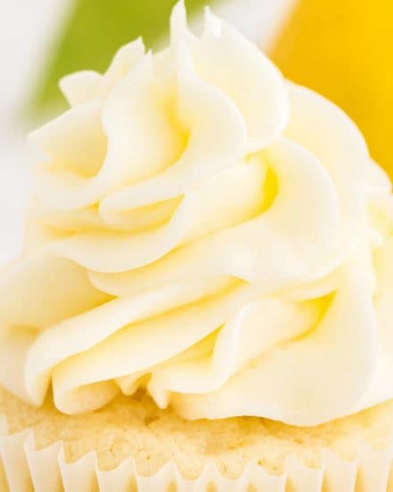 This simple lemon buttercream frosting recipe is silky and light, and bursting with fresh lemon flavors! Perfect for piping onto cupcakes, or spreading onto cakes, cookies, bars, and more! #buttercream #frosting #lemon #icing #dessert #baking