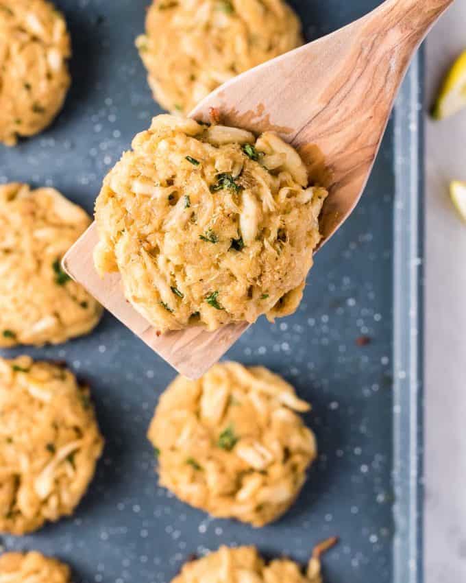 spatula holding a crab cake