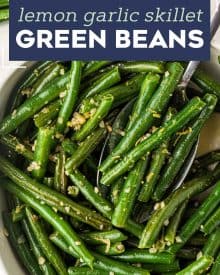 Simple and easy, this Skillet Green Beans recipe is made using fresh green beans that are cooked until crisp tender, and seasoned with plenty of garlic and lemon flavors! They're the perfect side dish! #greenbeans #fresh #sidedish