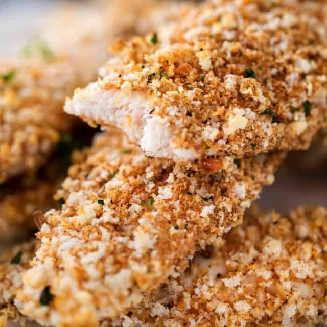 Creamy Peppered White Gravy The Chunky Chef