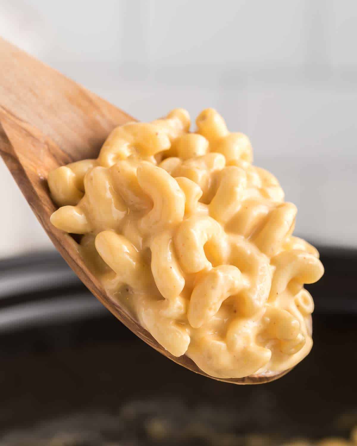 Ultra Creamy Crockpot Mac and Cheese The Chunky Chef