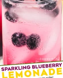 This Sparkling Blueberry Lemonade is the ultimate fun lemonade! Perfect to cool down on a hot day, or to serve at a party. #lemonade #blueberry #drink