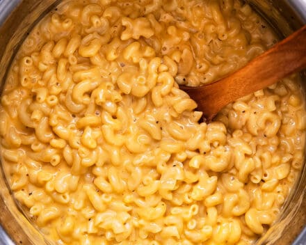 instant pot with mac and cheese