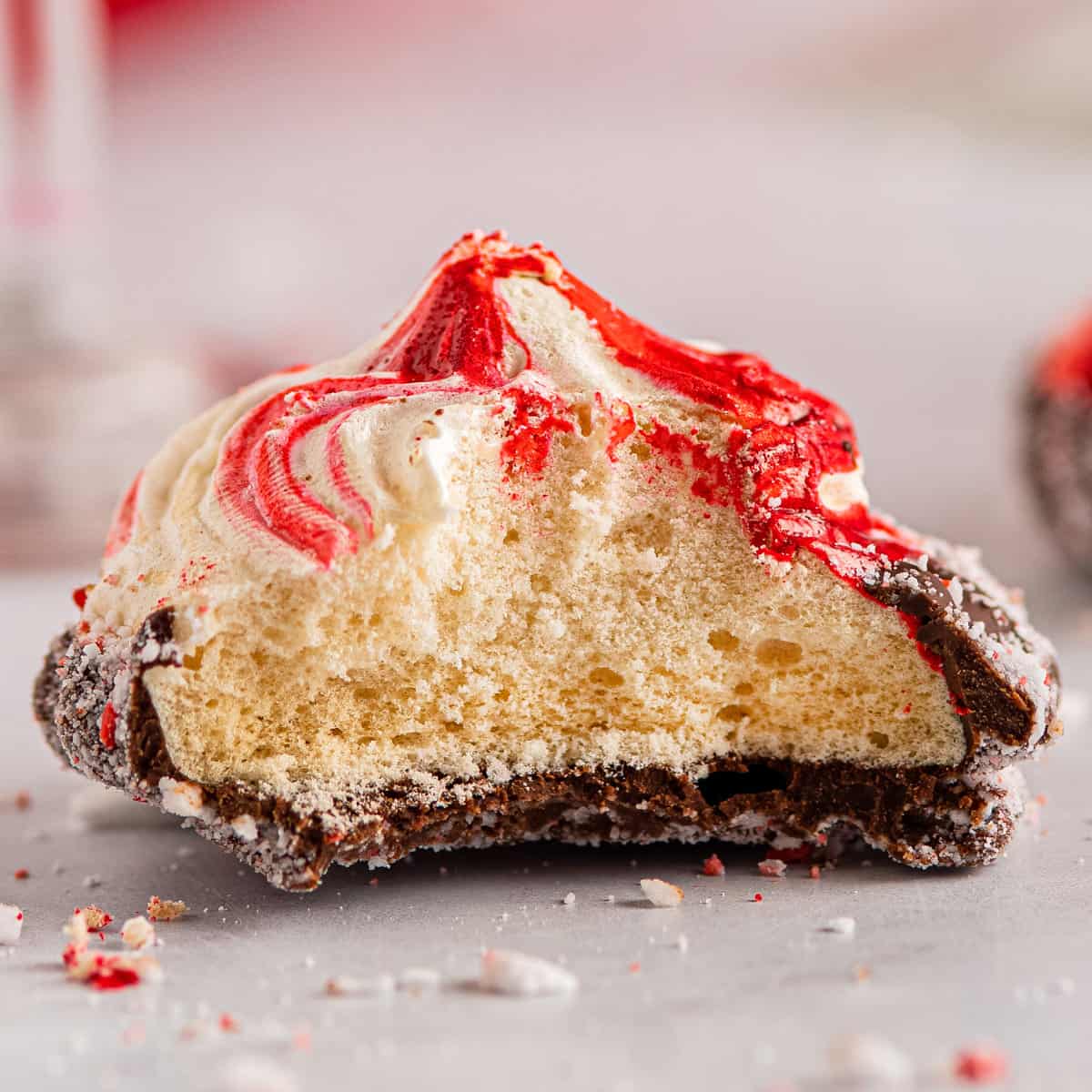 Peppermint Meringue Cookies