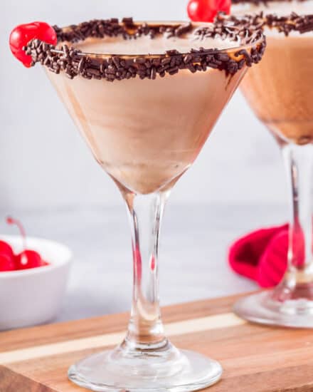 This absolutely decadent chocolate martini is like dessert in a glass. Using just 5 ingredients and ready in minutes, this cocktail is perfect for any chocolate-lover! #chocolate #martini #cocktail