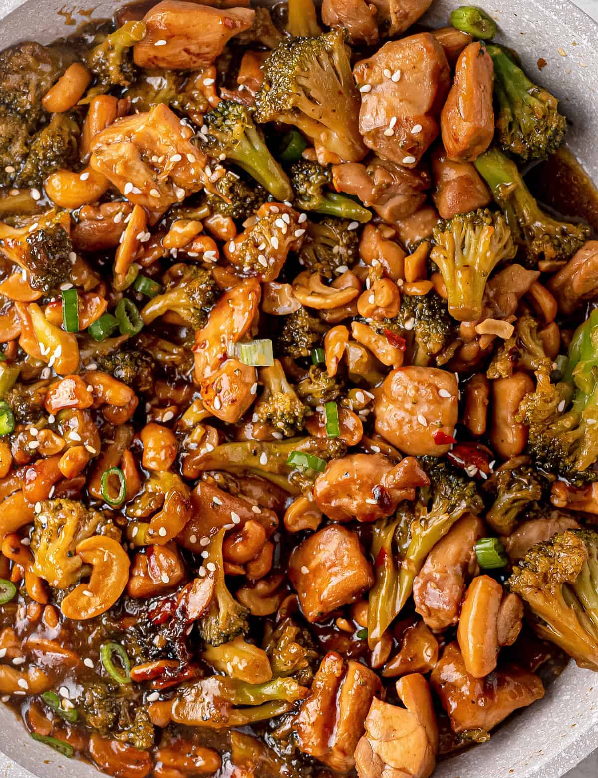 Cashew Chicken (Takeout-Style) 30 minute meal - The Chunky Chef