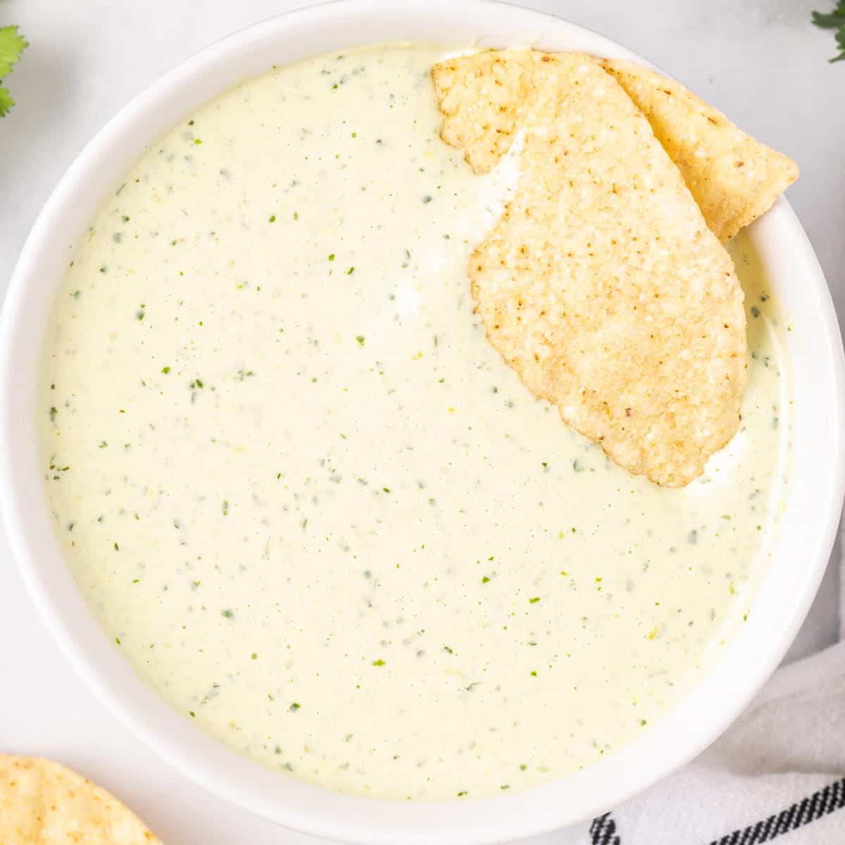 Copycat Chuy s Creamy Jalape o Dip