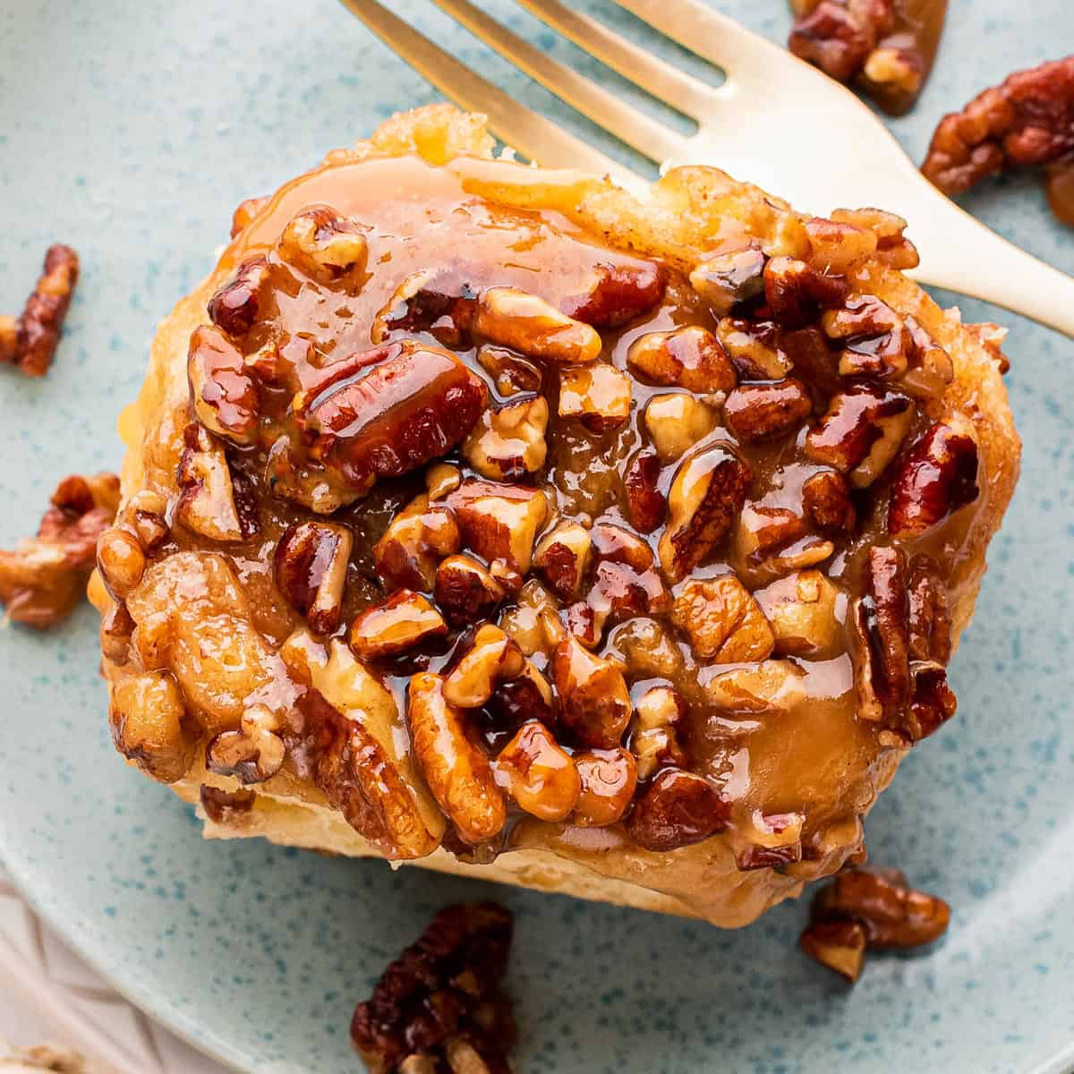 Caramel Pecan Log