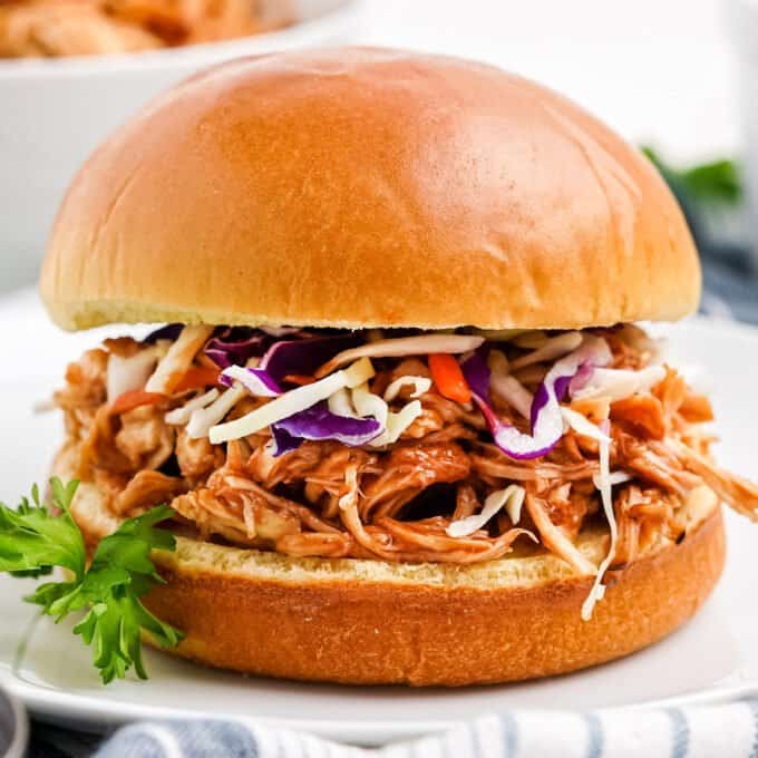 slow cooker bbq chicken sandwiches with coleslaw