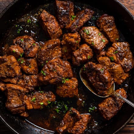 cajun steak bites in cast iron skillet