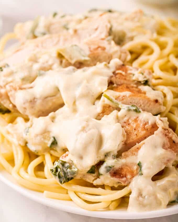 spinach and artichoke chicken with spaghetti