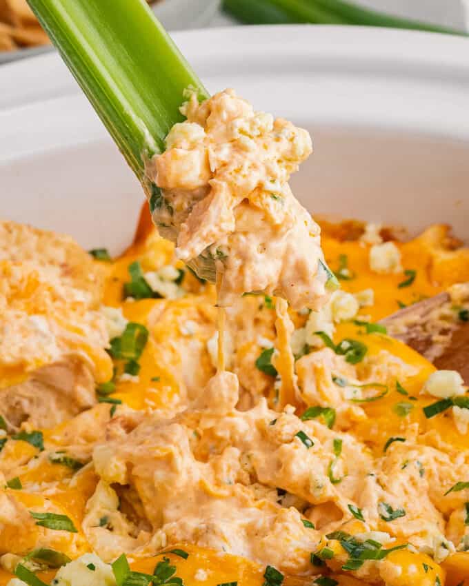 Easy Buffalo Chicken Dip in a Crock Pot