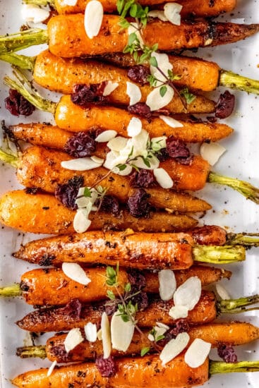 Maple Thyme Roasted Carrots - The Chunky Chef