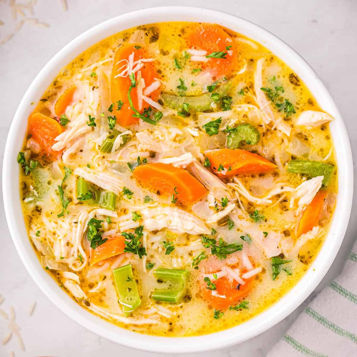 https://www.thechunkychef.com/wp-content/uploads/2023/10/Chicken-and-Rice-Soup-recipe-card.jpg