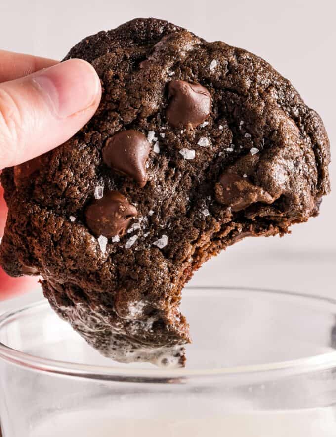 These soft and chewy double chocolate chip cookies are rich and intensely chocolatey thanks to the combination of cocoa powder, sweet chocolate chips, and bold espresso! Perfect for cookie exchanges, dessert trays, or a fun afternoon treat.