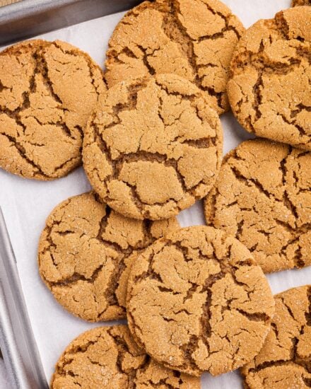 Chewy and perfectly spiced, these molasses cookies are full of sweet molasses flavor! Absolutely amazing on a holiday dessert tray, or for a fun winter afternoon treat.