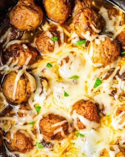 Everything you love about classic French onion dip, combined with meatballs and made so easily in the slow cooker! This meatball recipe is perfect as a fun dinner, or even an appetizer, and is made using just 4 ingredients.