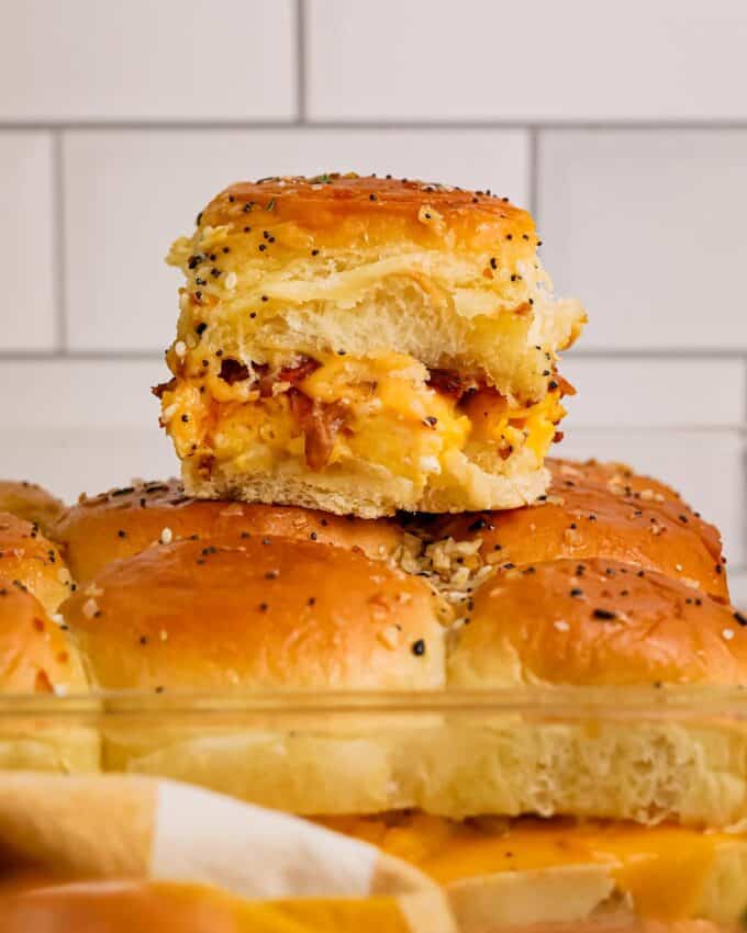These breakfast sliders have everything you love about your favorite fast food breakfast sandwich, in fun, slider form! Great to make for a big family breakfast, or to meal prep ahead for the week.
