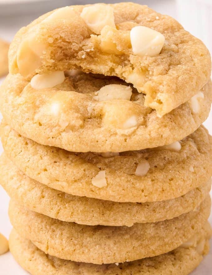 These bakery-style white chocolate macadamia nut cookies are soft and chewy, and oh so delicious! Perfect for cookie exchanges, dessert trays, or a fun afternoon treat.