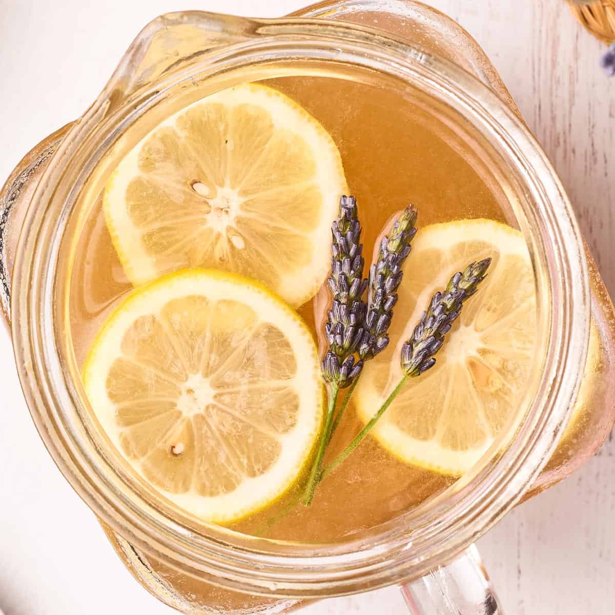 Boozy Lavender Lemonade