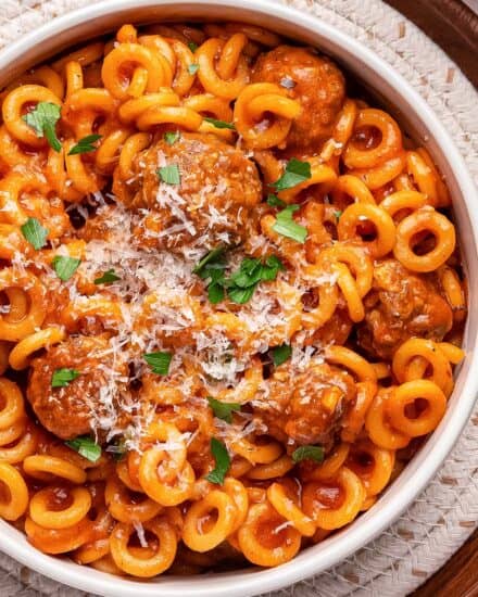 Recreate an old childhood favorite, spaghettios and meatballs! All the flavors you love, but minus all the hard to pronounce ingredients and preservatives. Plus it's made entirely in one pot, and if you prep ahead (there's tips in the post) you can have it ready in about 30-45 minutes!