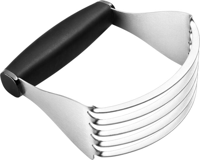 pastry cutter/blender