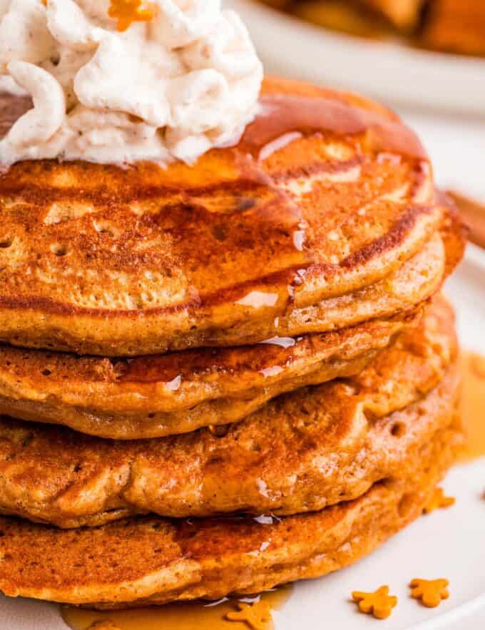 Start a frigid morning off right with a big stack of these fluffy and melt in your mouth gingerbread pancakes. These pancakes are so tender, and loaded with molasses and warm and cozy spices!