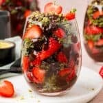 dubai chocolate strawberries in a stemless wine glass