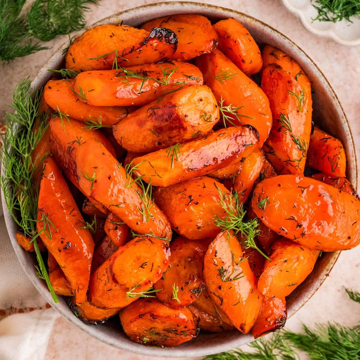 Honey Dill Roasted Carrots